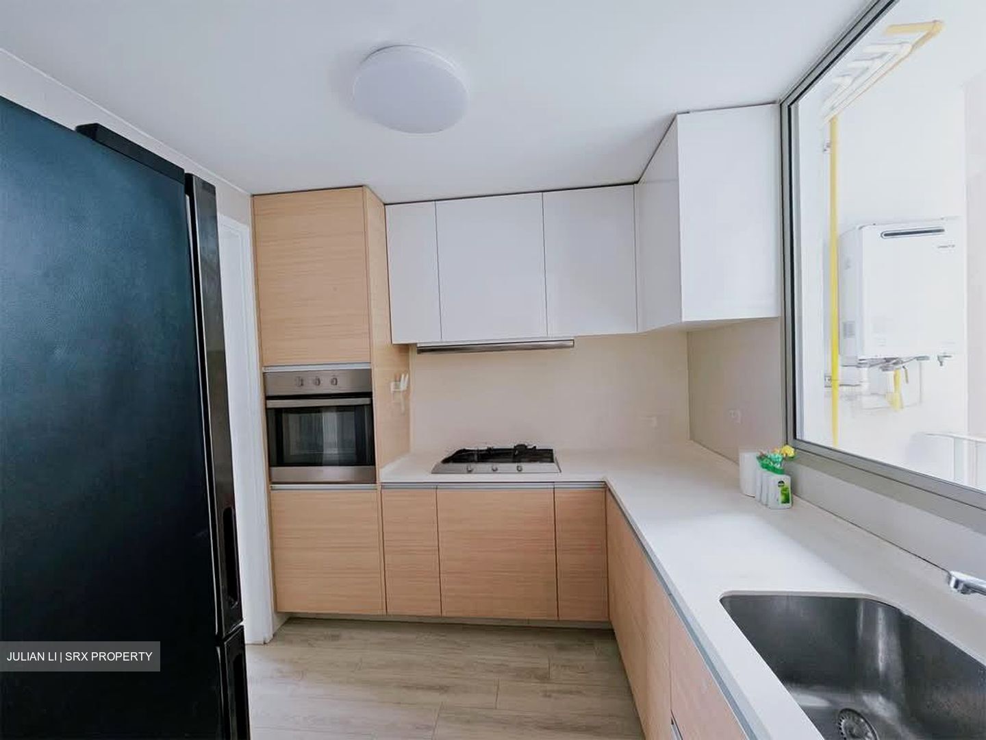 Sea Esta (D18), Condominium #588591381